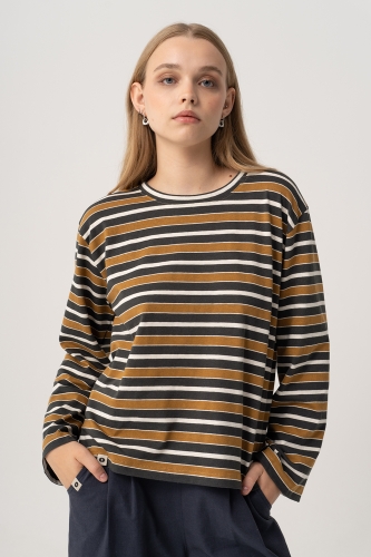 Longsleeve_OVERSIZE_DUST_02.jpg