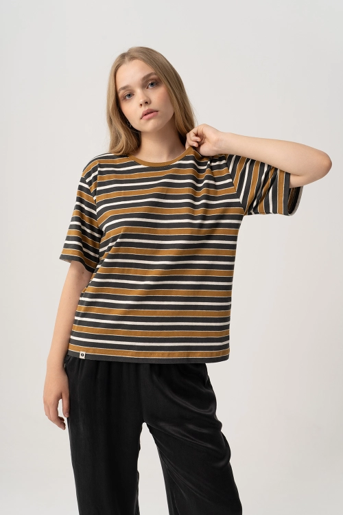 Tshirt_OVERSIZE_DUST_09.jpg