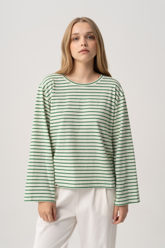 Longsleeve_OVERSIZE_BLOOM_01.jpg